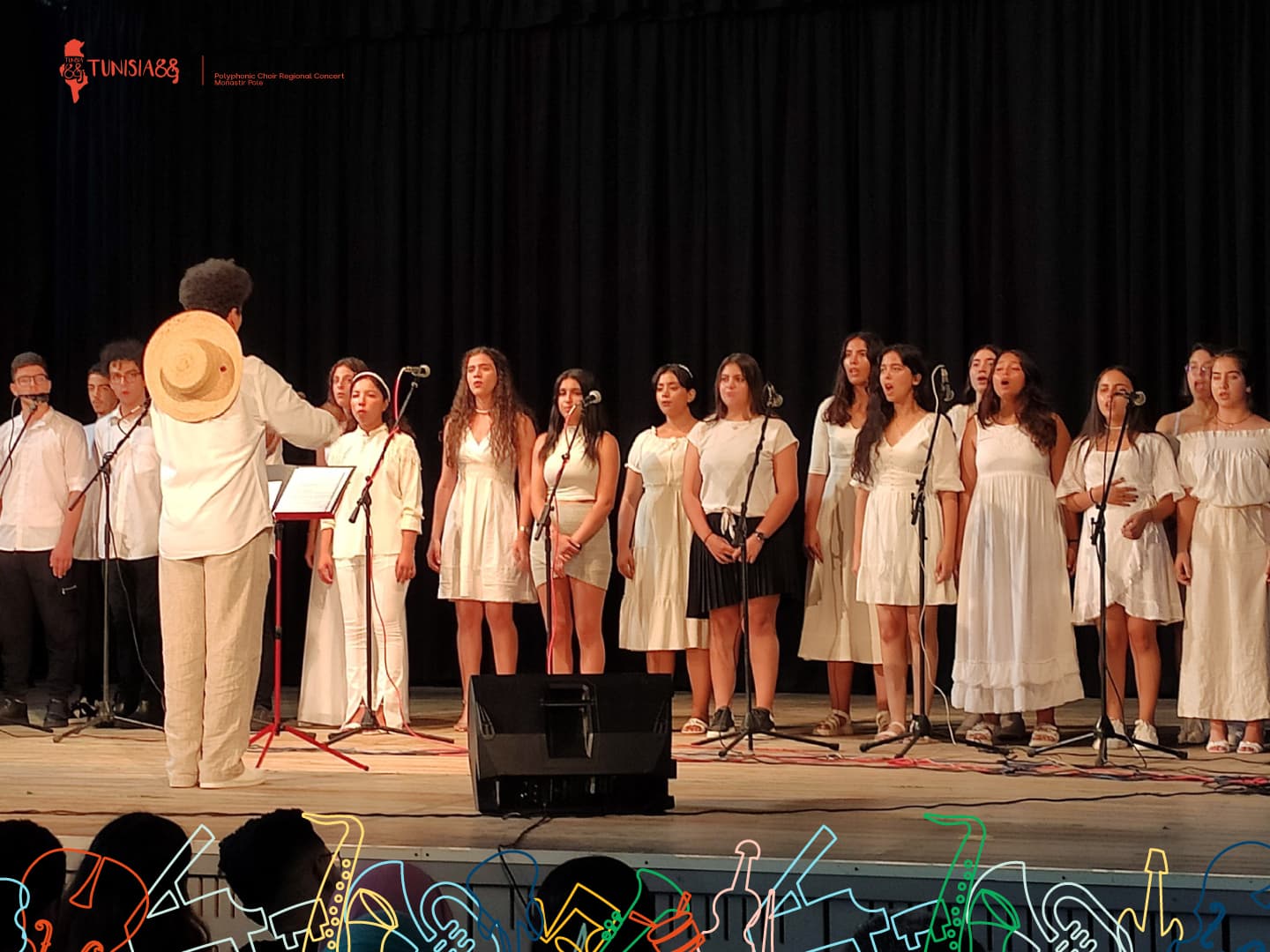 Polyphonic Choirs performing
